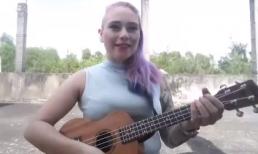 Cô gái ngoại quốc cover 'Về đâu mái tóc người thương' cực đỉnh