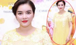 Lý Nhã Kỳ diện váy như bà bầu lộ thân hình 'mũm mĩm'