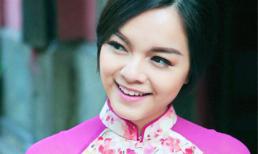 Phạm Quỳnh Anh khoe vẻ tươi mới trong tà áo dài truyền thống