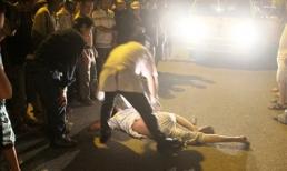 Đổ xăng đốt phòng trọ rồi đâm chết người vô tội