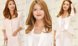 Soo Young (SNSD) đẹp rạng rỡ với 'cây' trắng tại sự kiện