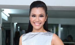 Phương Vy lộ diện 'lẻ bóng' sau đám cưới giản dị