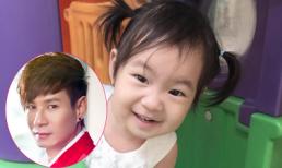 Con gái Lý Hải 'đốn tim' người xem với nụ cười lém lỉnh