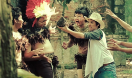 Thu Trang nghe lời 'ông bụt' đánh chồng tơi bời