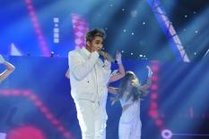 The Remix 7: Sơn Tùng dùng lại hit 'Cơn mưa ngang qua'