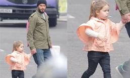 Harper ngậm kẹo mút, tung tăng dạo phố cùng bố Becks