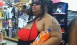 Thời trang kinh dị đi siêu thị