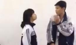 Sốc: Nữ sinh lớp 10 lên gối, tát bôm bốp vào mặt nam sinh