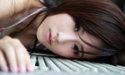 'Rồi còn có ai dám lấy cô ngoài tôi?'