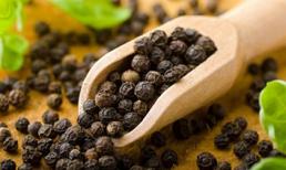 Những tác dụng phụ kinh hoàng của hạt tiêu