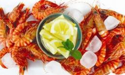Ăn tôm không đúng cách có thể chết người?