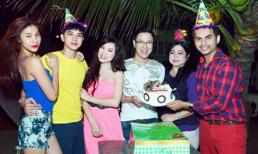 MC Anh Quân sinh nhật: Đức Tiến và Kavie Trần về nước chúc mừng