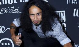 Phạm Anh Khoa tạo dáng hài hước ra mắt MV mới