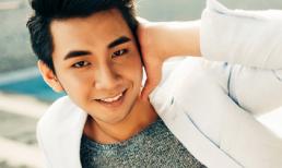 Nam mẫu Khương Toàn sành điệu trong nắng hè