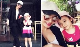 'Bắt gặp' Thu Phượng gợi cảm đưa con đi chơi