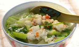 Nguy hiểm khi ăn canh không đúng cách