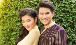 Triệu Thị Hà diện áo dài cùng Vũ Mạnh Cường đón lễ