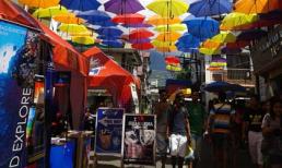 Lễ hội giày dép rực rỡ ở Philippines