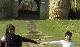 Ma xuất hiện trong ảnh hãi hùng