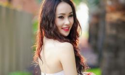 Thái Như Ngọc rạng rỡ đi cổ vũ đua xe ở Đà Nẵng