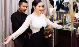 Lý Nhã Kỳ tất bật thử đồ chuẩn bị cho LHP Cannes 2015