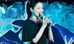 Lệ Quyên cười tít mắt khi cùng đồng nghiệp quyên góp được 166 triệu