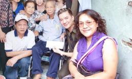 Đàm Vĩnh Hưng dùng tiền phúng điếu ông ngoại làm từ thiện