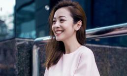 Jennifer Phạm khoe vẻ đẹp tươi tắn trên phố