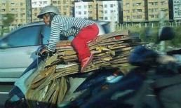 'Chết cười' với những bức ảnh chở quá tải trên đường phố