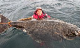 Bắt được 'thủy quái' nặng hơn 100kg