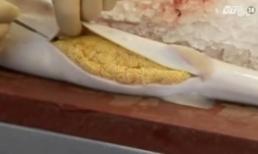 Trứng cá tầm trắng đắt nhất thế giới giá gần 20 tỷ