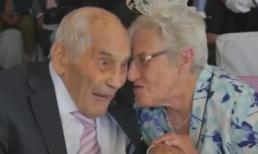 Đám cưới hạnh phúc của cặp đôi già nhất thế giới