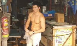 Hotboy bụng 6 múi bán tào phớ gây sốt cộng đồng