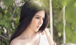 Lilly Luta khoe nét dịu dàng mừng tuổi mới