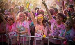 Giới trẻ Đà Nẵng lùng sục tấm vé cuối cùng của đường chạy Color Me Run