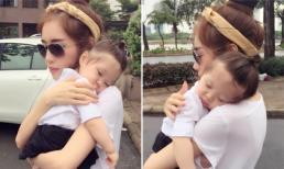 Cadie đáng yêu khi ngủ gật trên vai mẹ