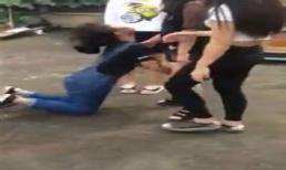 Nữ sinh bị đánh hội đồng ép lột sạch quần áo để chụp ảnh