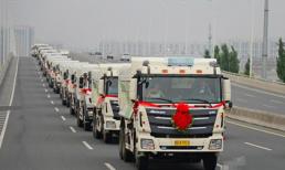 Chú rể rước dâu bằng 36 xe tải gây 'náo loạn'