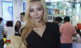 Nữ DJ nóng bỏng nhất Malaysia vừa đến Việt Nam