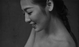 Tú Anh biểu cảm đầy mê hoặc qua shoot hình đen trắng