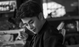 Loki Bảo Long đầy lãng tử bên bàn cờ