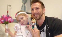 Bé gái 4 tuổi mắc ung thư kết hôn với y tá chữa bệnh cho mình