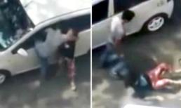 Vợ bị chồng đánh giữa phố vì xin tiền mua tã cho con