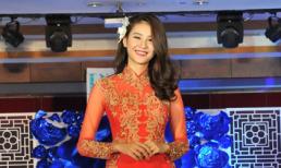 Siêu mẫu Hà Phương quyến rũ với váy cưới