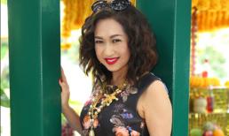 Ý Lan trẻ trung khó tin ở tuổi U60