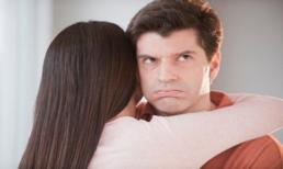 'Khi nào có đủ tiền trả tôi thì hãy nghĩ đến chuyện ly dị!'