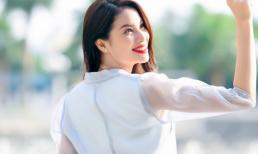 Á hậu Phạm Hương đẹp ngọt ngào trên phố Hà Nội