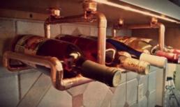 Tạo kệ đựng rượu trang trí nhà thêm đẹp