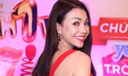 Trà Ngọc Hằng khoe lưng trần đẹp nuột nà 