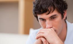 Vợ tôi tranh thủ ngoại tình với nữ đồng nghiệp sau giờ làm việc 